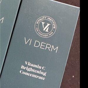 Vitamin C Brightening Concentrate - Green